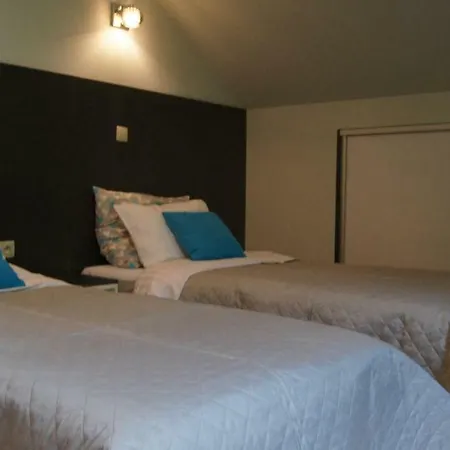 B&B